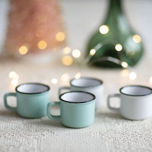Set of 4 little espresso ceramic vintage cups